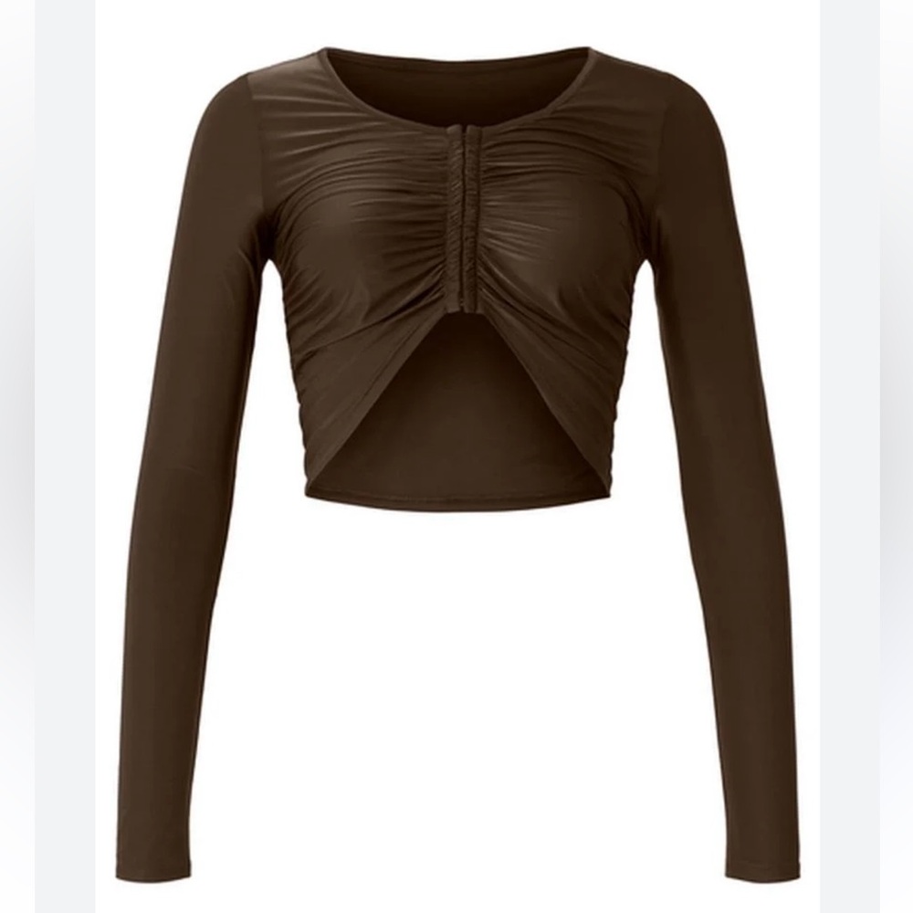 ALO YOGA STAND OUT LONG SLEEVE IN ESPRESSO